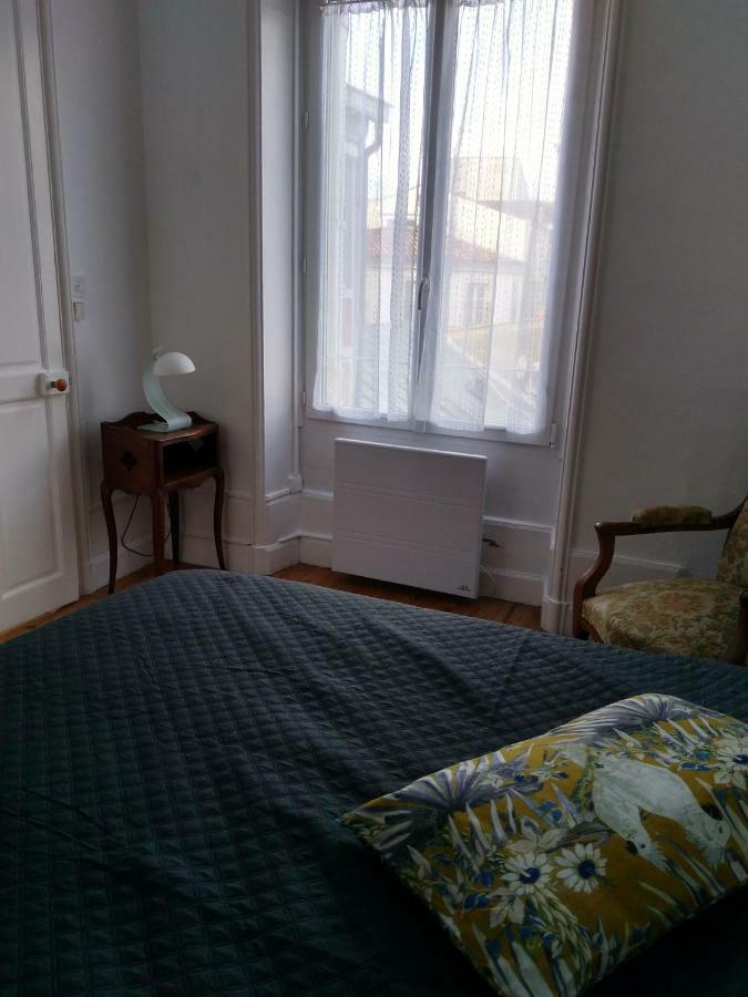 Appartement Au Calme Centre Ville A 2 Pas Du Vieux Marche Ла Рошел Екстериор снимка